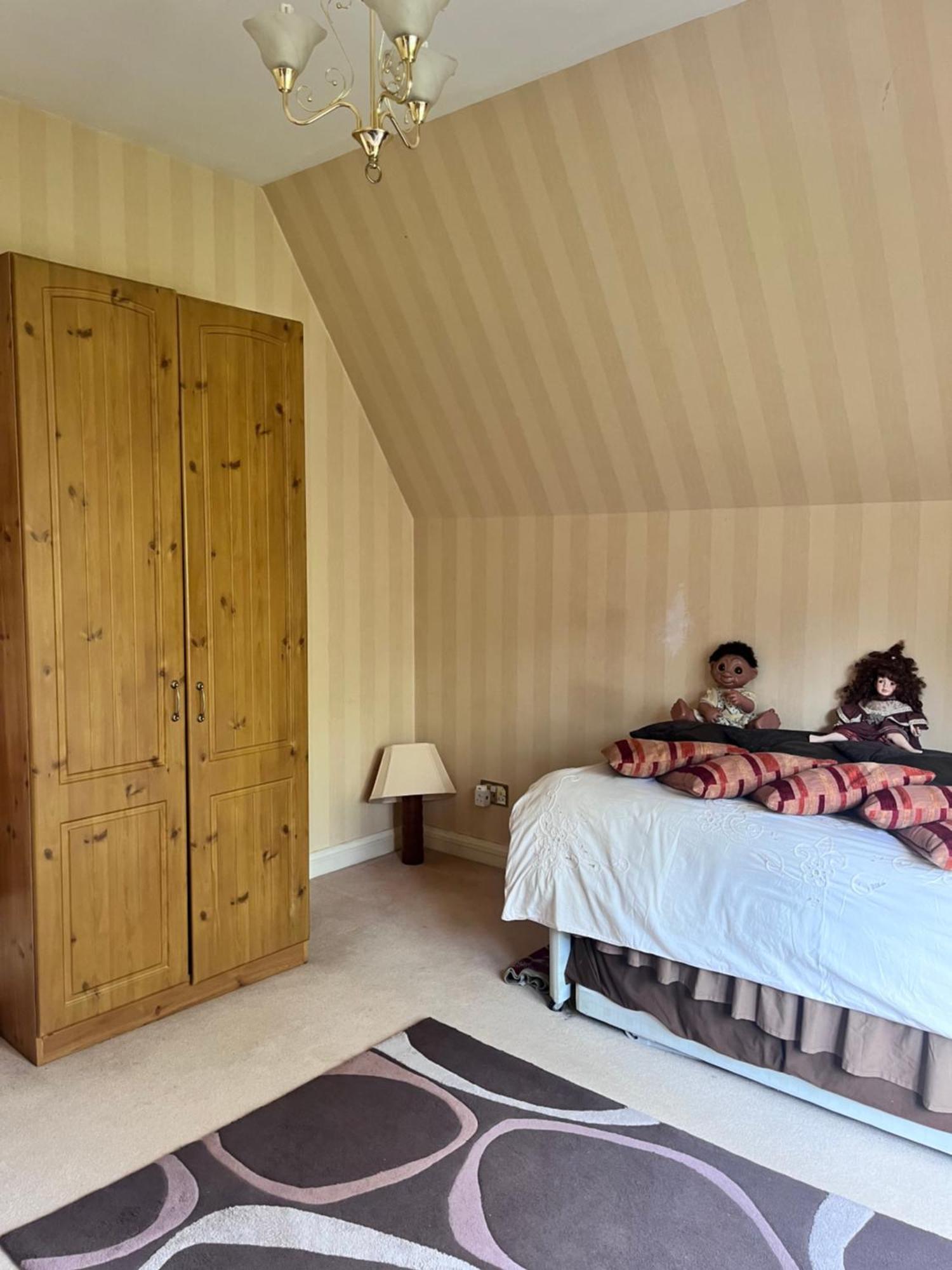 Private Room In Charming Detached House In Newington EDI Buitenkant foto