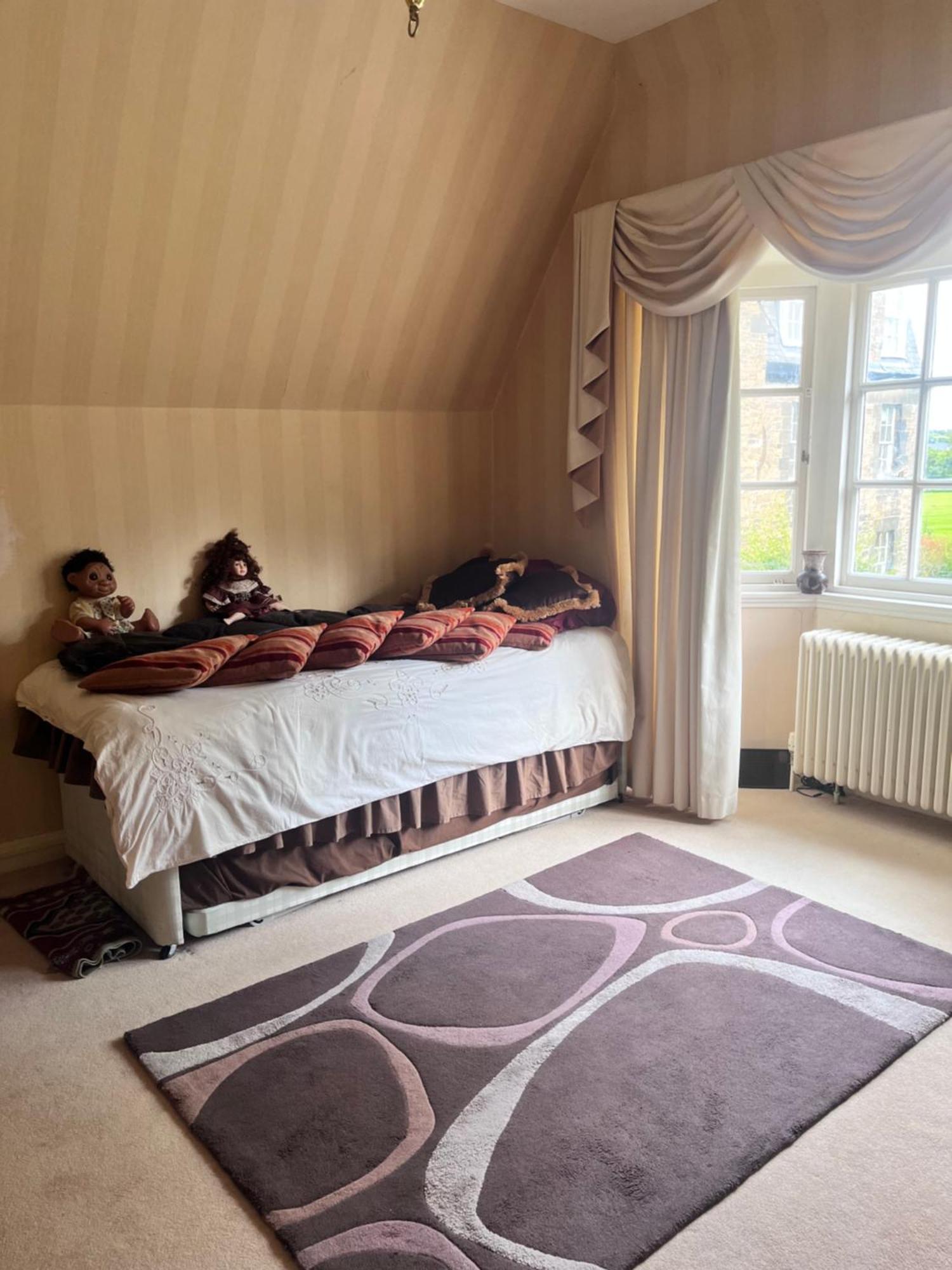 Private Room In Charming Detached House In Newington EDI Buitenkant foto